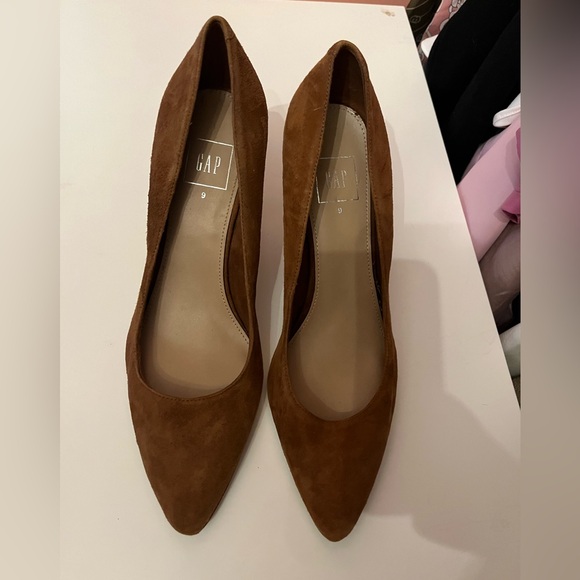 PERFECT PAIR FOR THE FALL! TWO pairs of brand new heels 8.5-9 - Picture 6 of 10